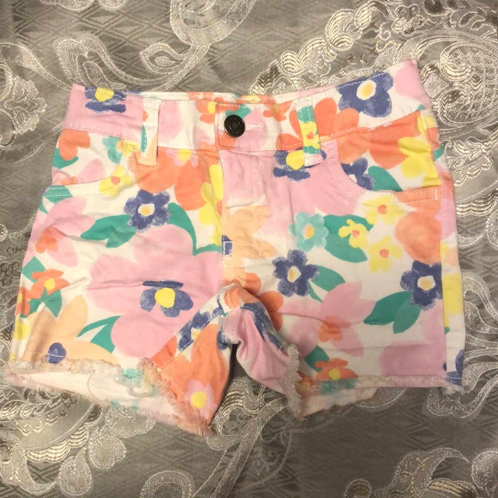 Flowered shorts